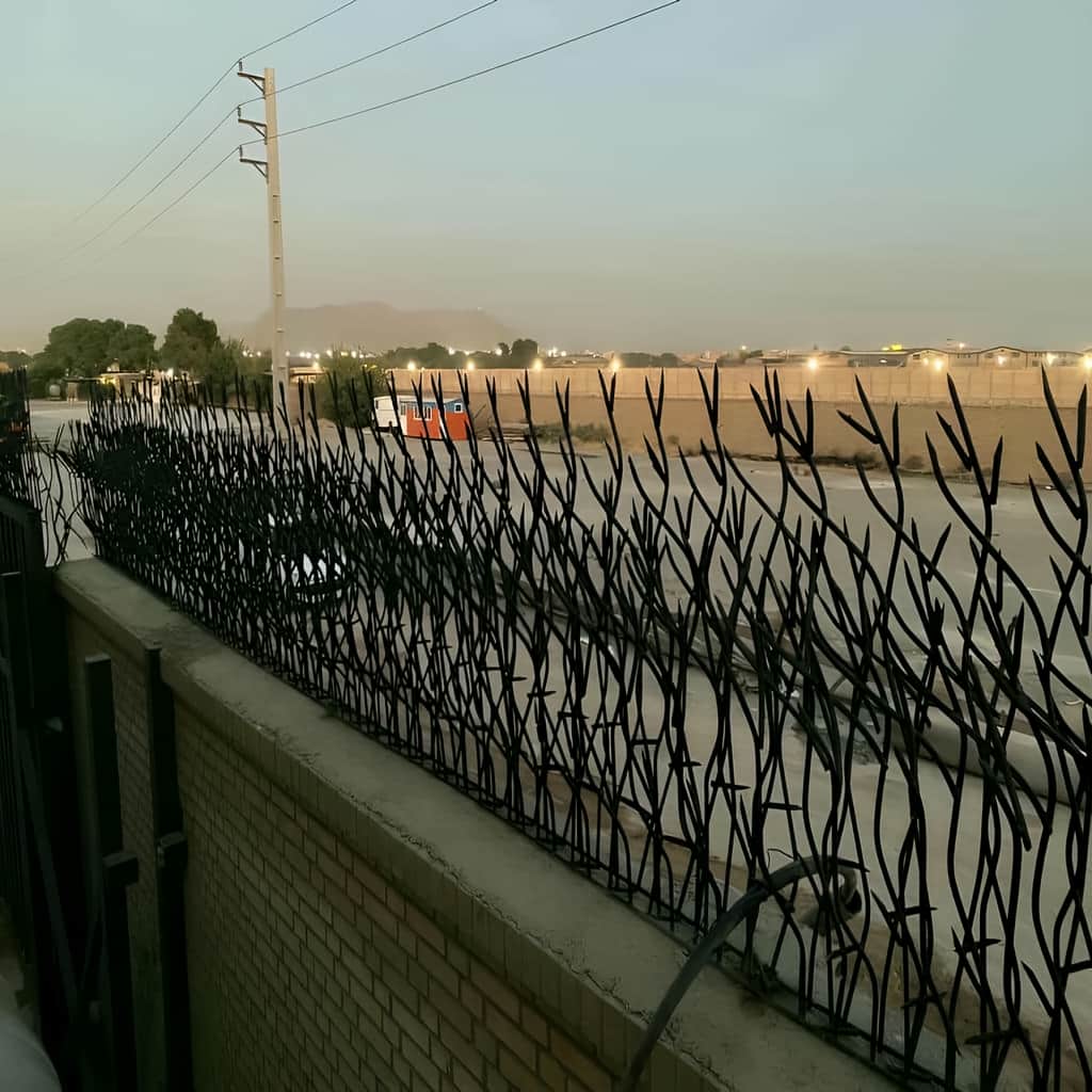 حفاظ بوته ای تراکم ۶۷ برای دیوارهای صنعتی و ویلایی