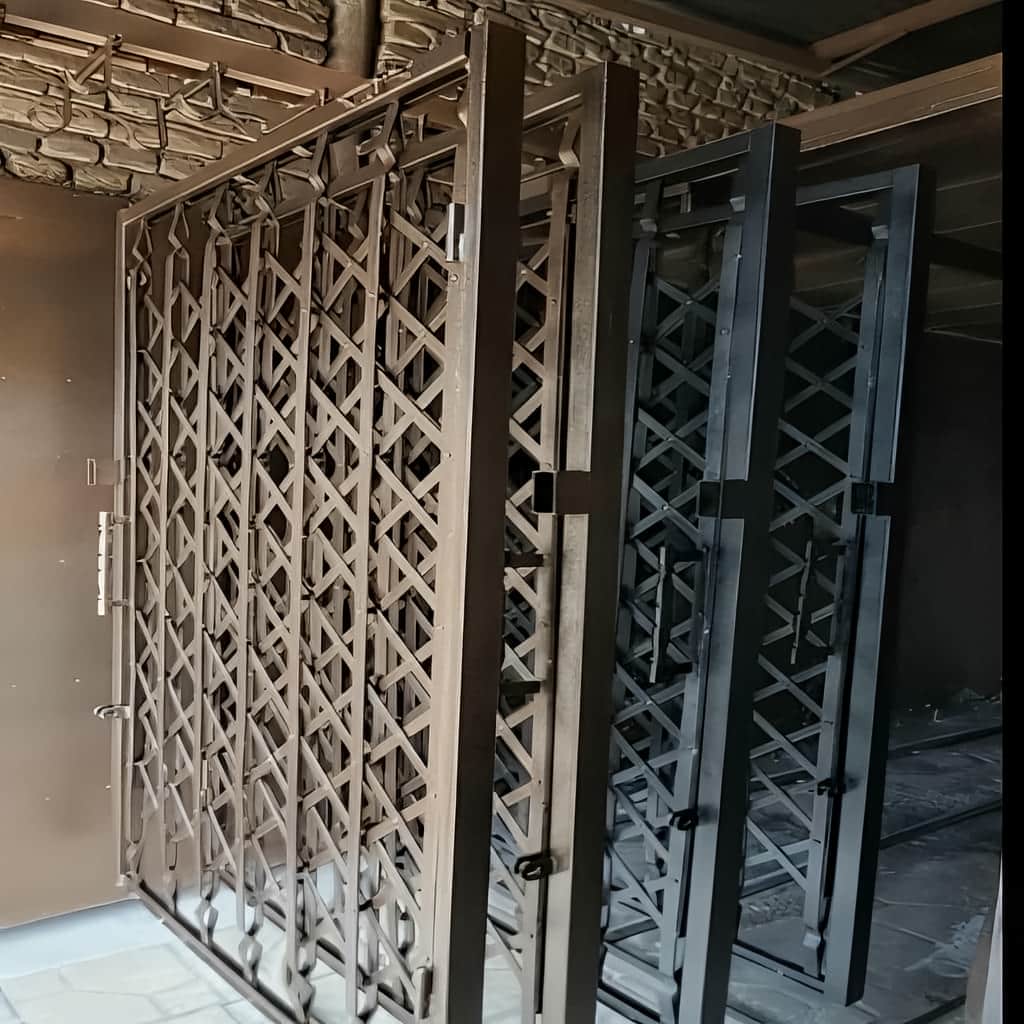 قیمت درب آکاردئونی حفاظ آپارتمان پنج&zwnj;گل در آمل
