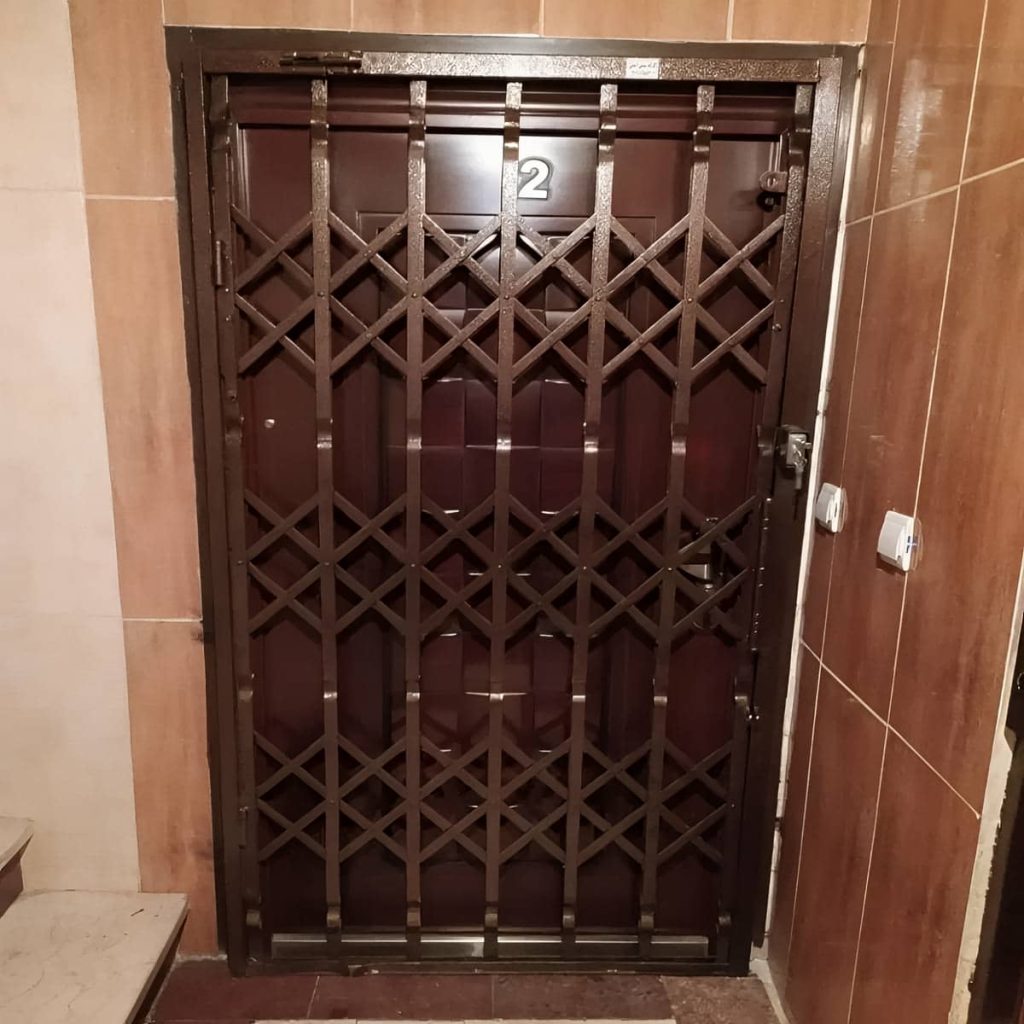 درب آکاردئونی حفاظ آپارتمان در پردیس