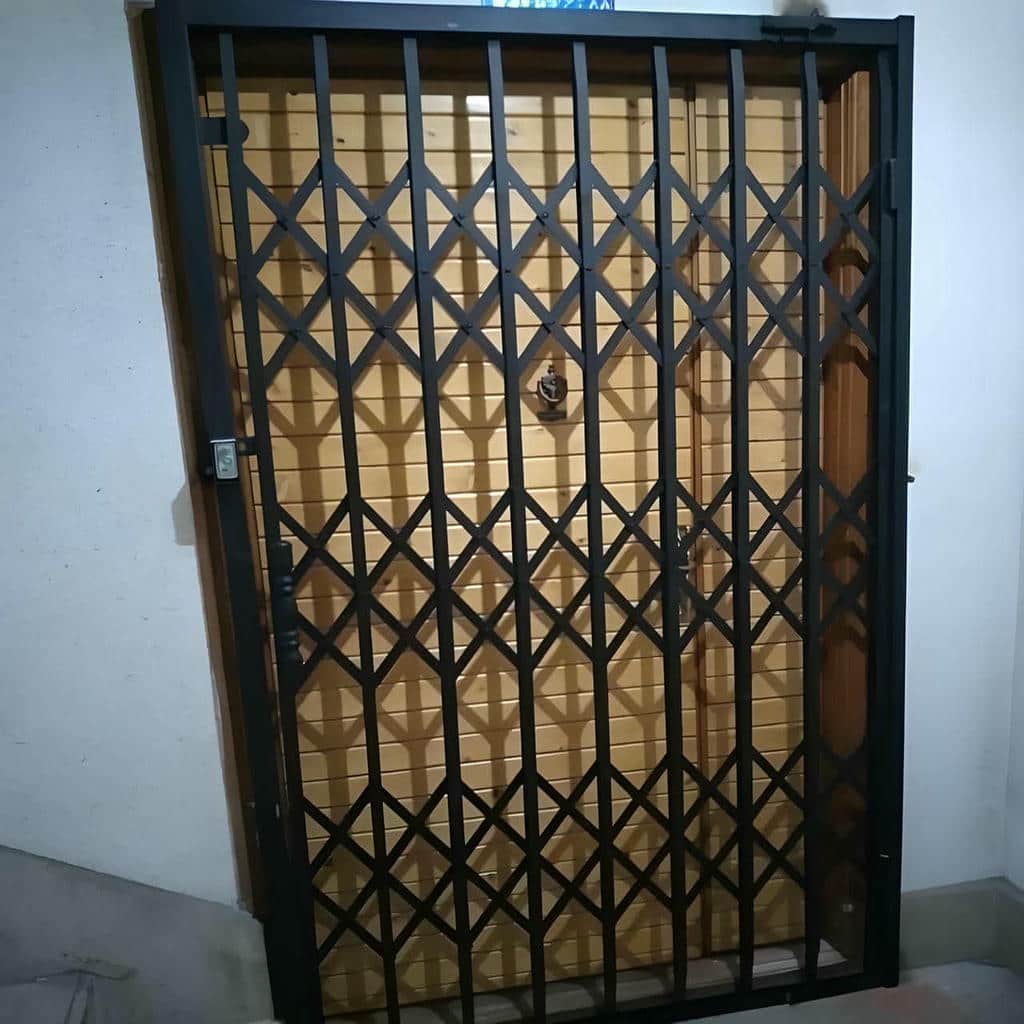 فروش درب آکاردئونی رنگ ضدزنگ در گنبدکاووس