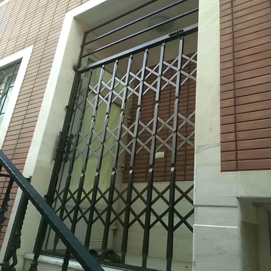 درب آکاردئونی حفاظ آپارتمان در کرج