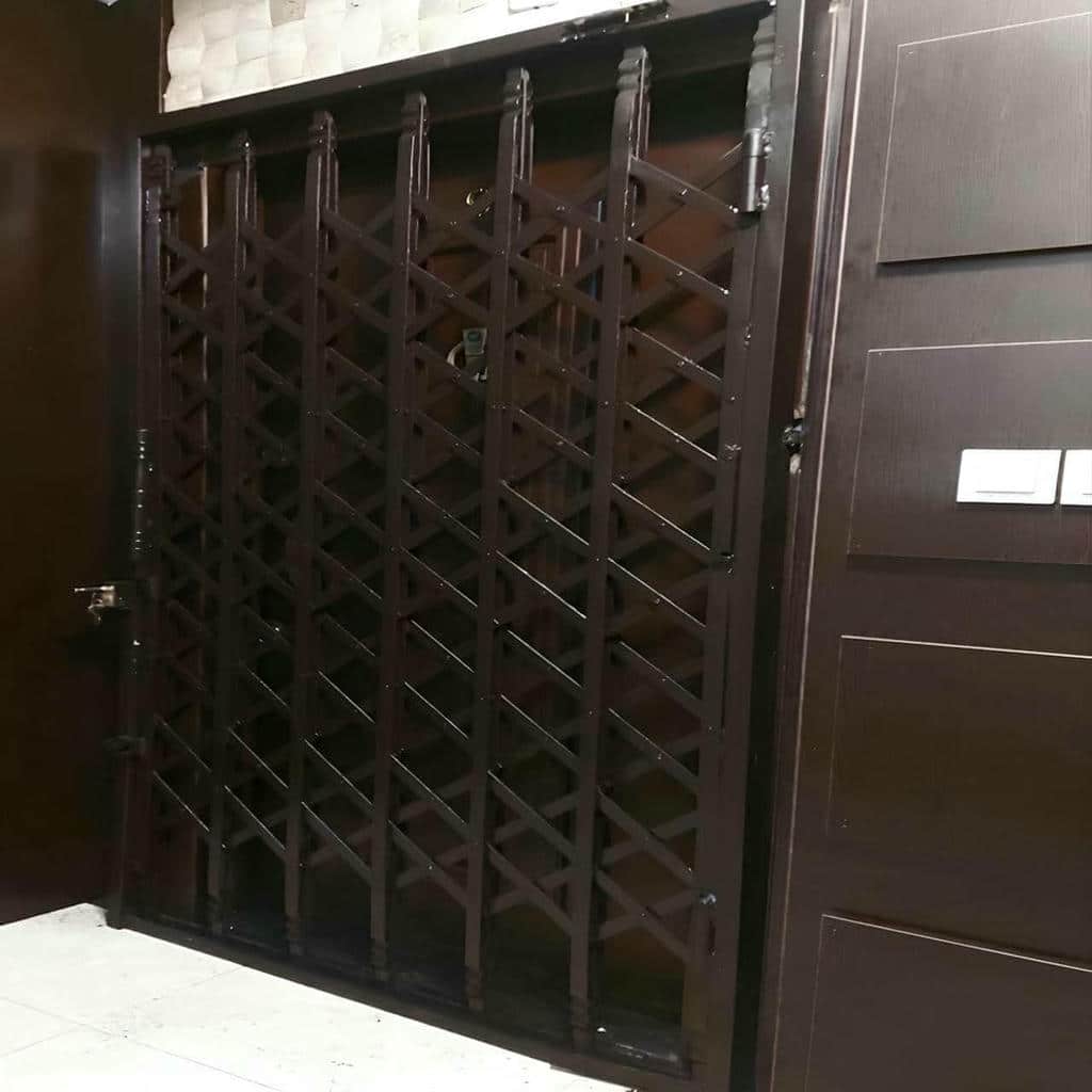 درب آکاردئونی حفاظ آپارتمان در پرند