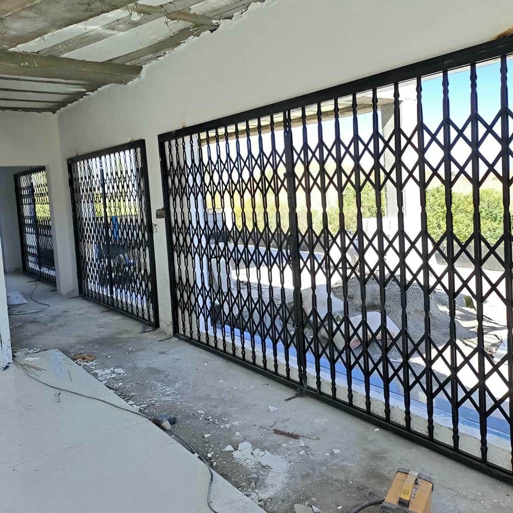 خرید درب آکاردئونی دوگل در ایرانشهر