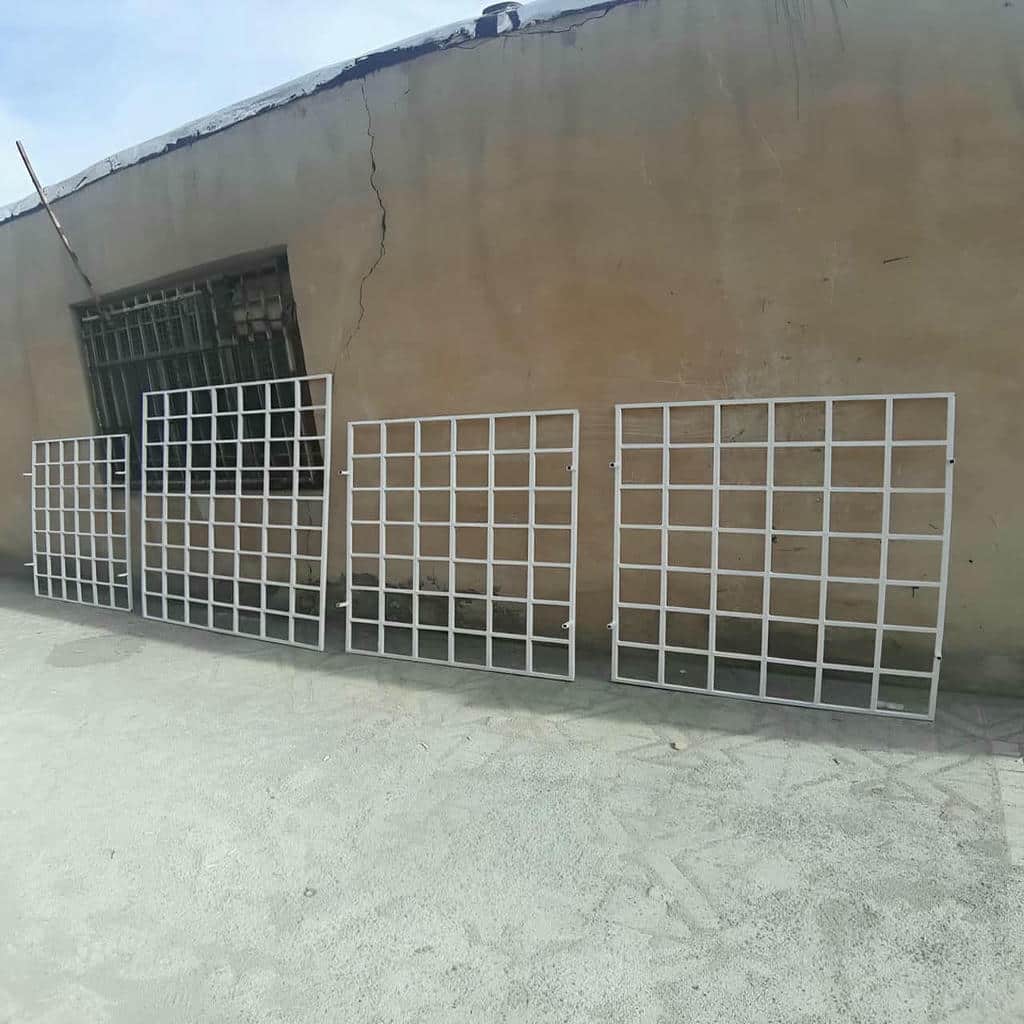کارخانه حفاظ پنجره آهنی بازشو در نیشابور
