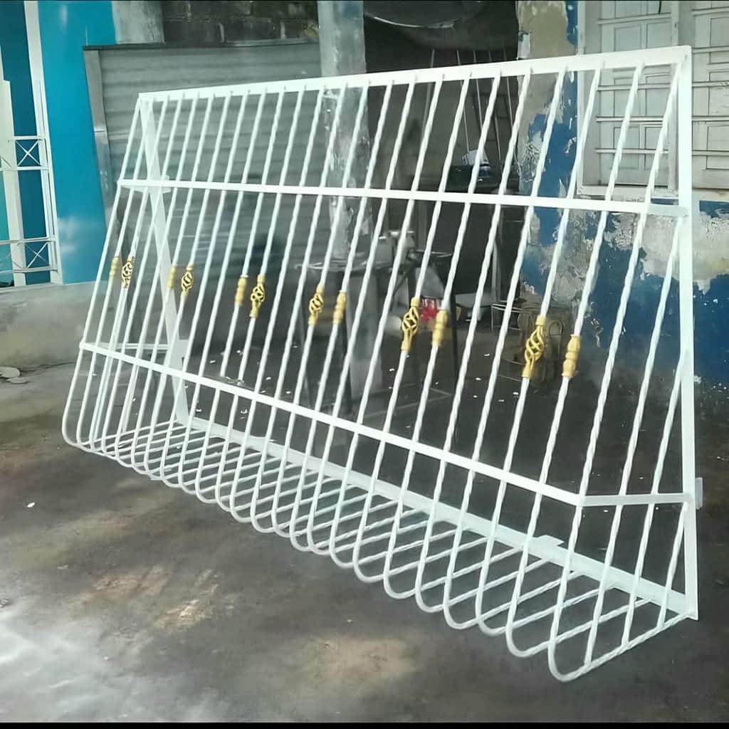 حفاظ پنجره با طرح مدرن و ساده | سهند حفاظ حفاظ پنجره با طرح مدرن و ساده